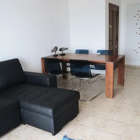Sunrise Apartment, First Line Ocean View 아파트 *