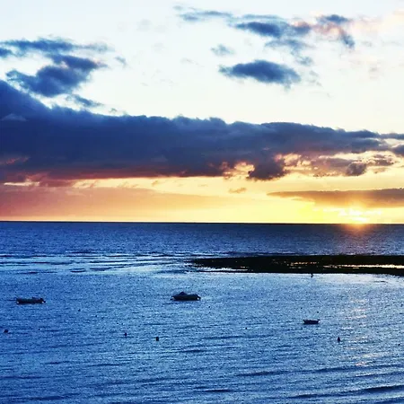Sunrise Apartment, First Line Ocean View Puerto de las Lajas