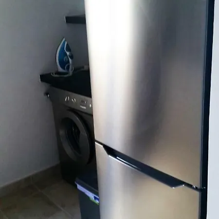 아파트 Sunrise Apartment, First Line Ocean View *